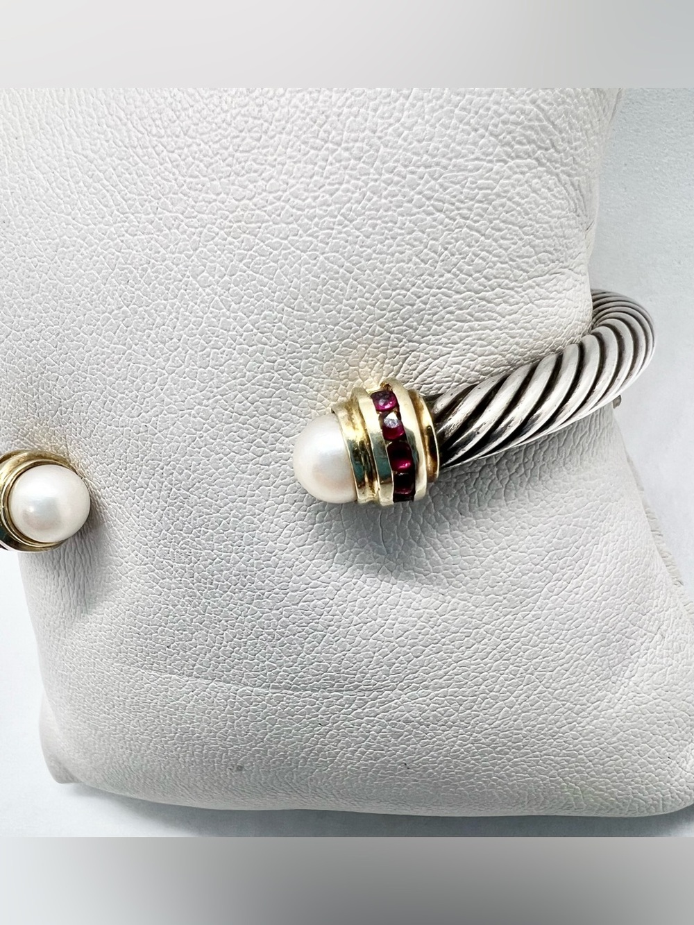 David Yurman 5mm Pearl Bracelet With Ruby And Gold - Picture 4 of 11
